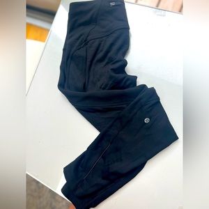 Lululemon Warm Leggings - size 8